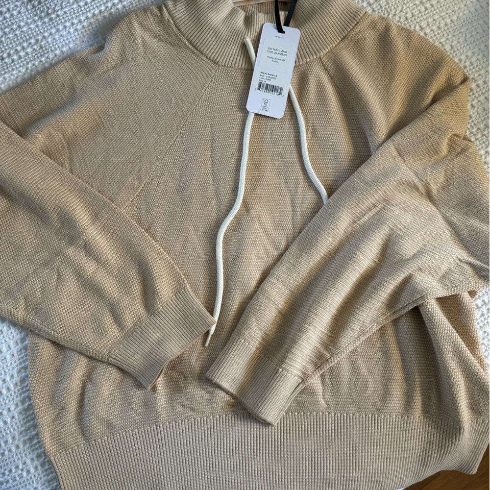 Varley sweatshirt size medium